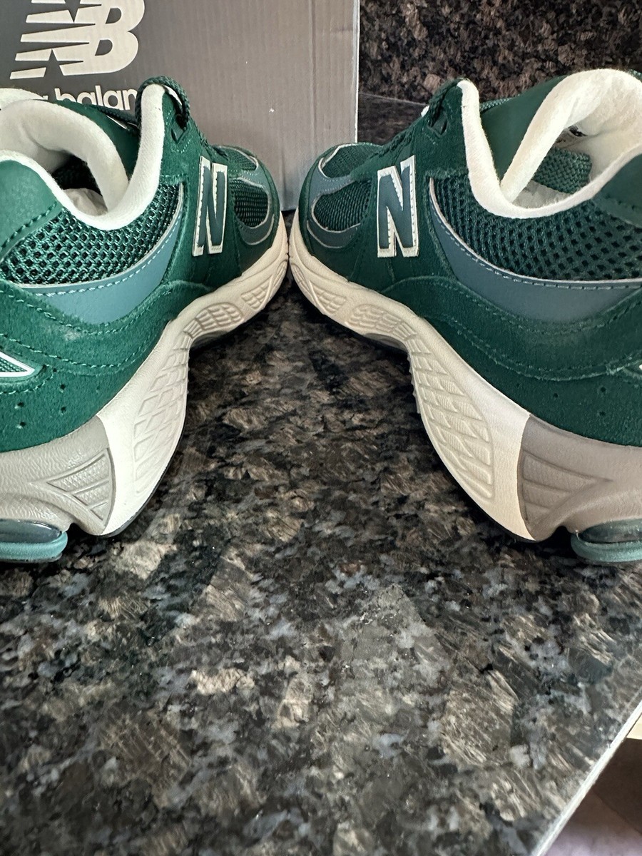 New Balance 2002R グリーン 28センチ New Balance 2002R ローカット