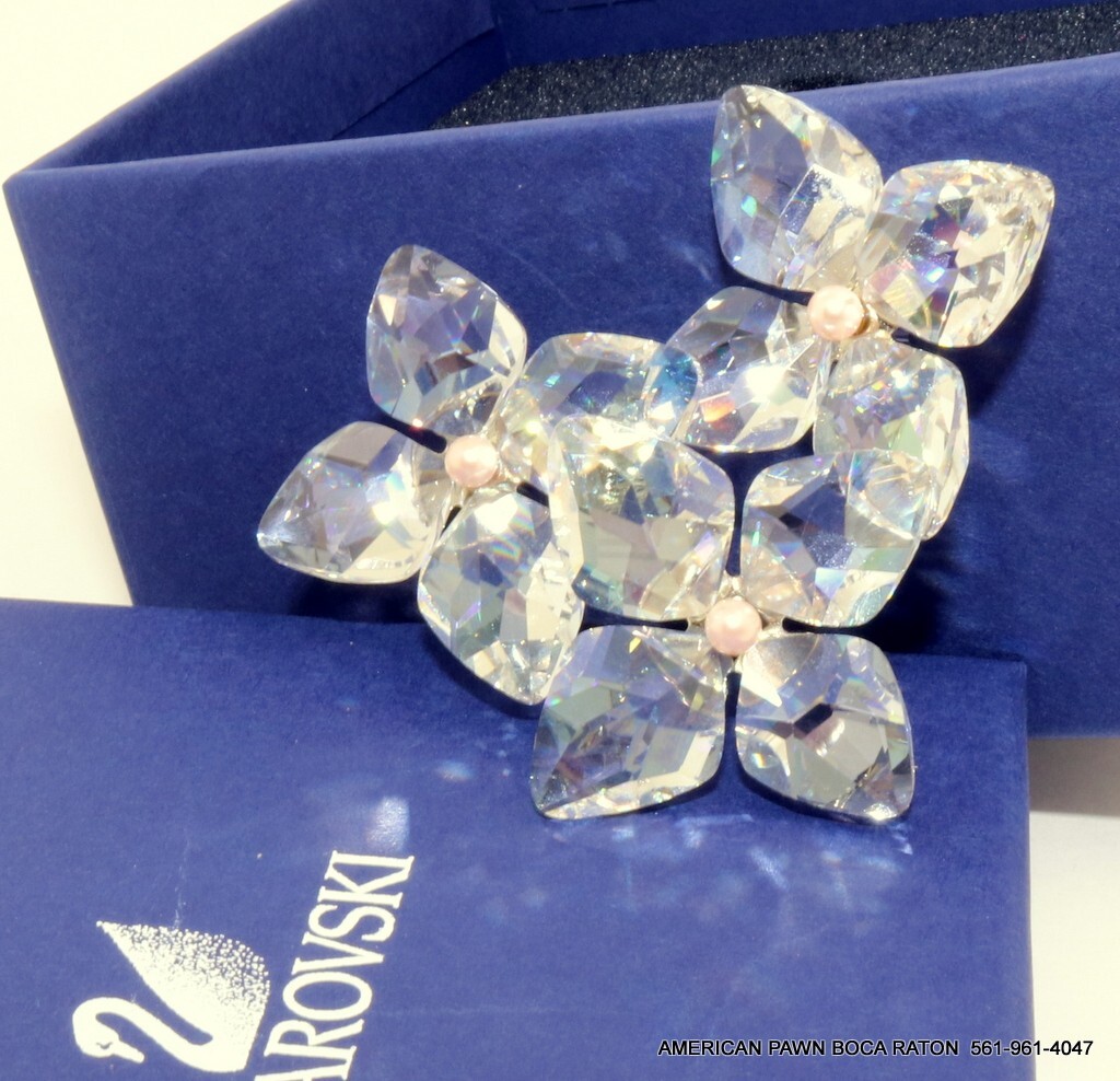Swarovski Crystal Paradise Flowers Dribella Moonlight 956805 Mint