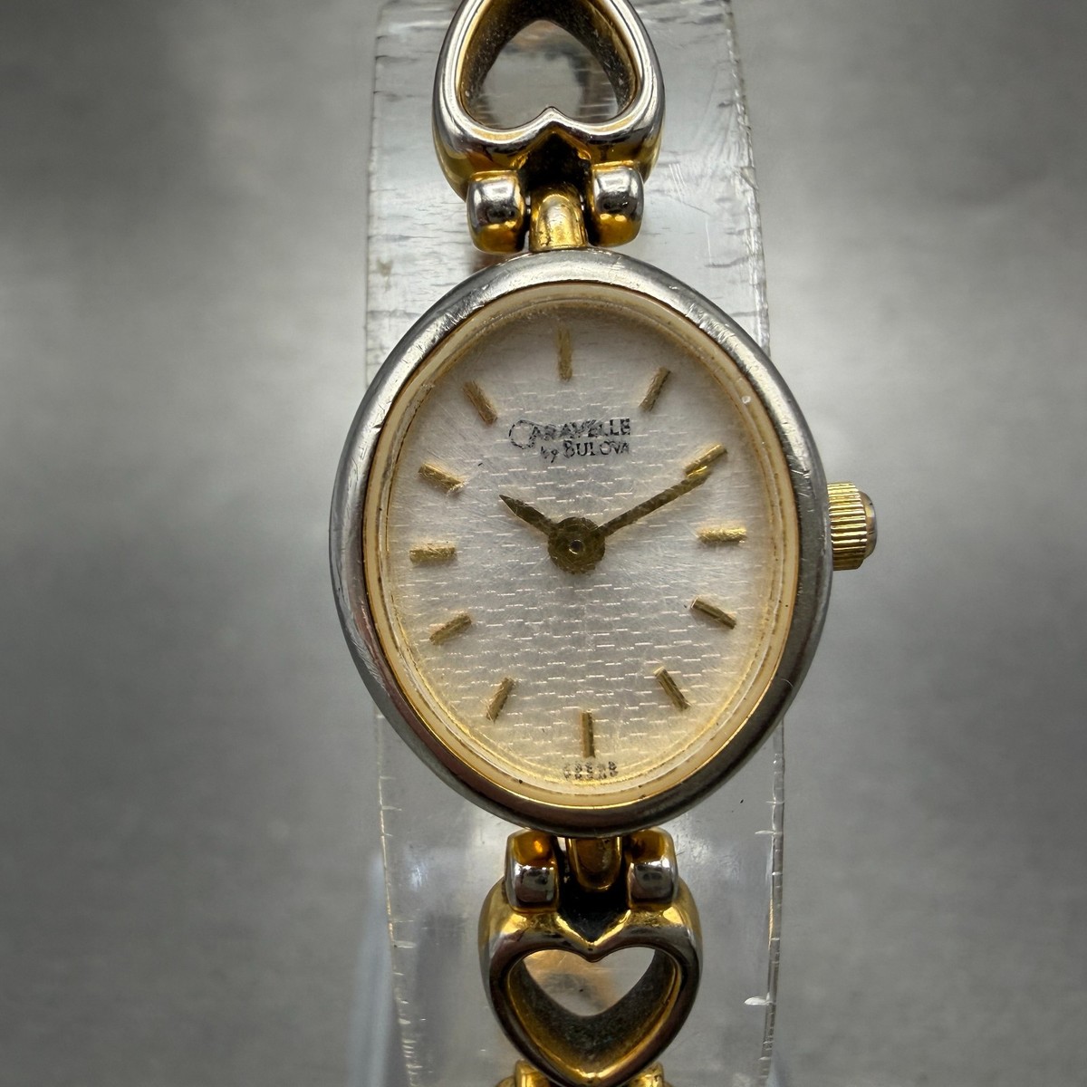 Caravelle by Bulova Silver Tone Women’s Watch Working New Battery How to change the battery of a Bulova Caravelle Champagne  main image 2
