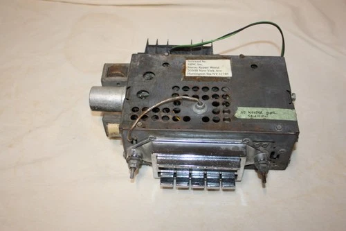 Original  1961 1962 C1 Corvette Wonder Bar Radio