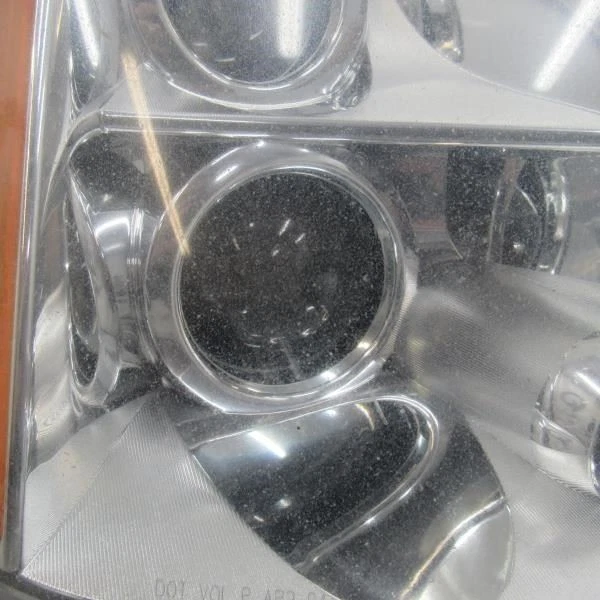 Passenger Headlight HID Opt TT6 w/Adaptive Headlamp Cadillac SRX 04 05 06 07 Foto 2 de 4