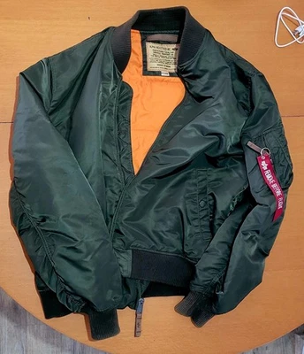 Alpha Industries MA-1 Bomberjacke Herren Gr. 3XL Grün/Orange Nylon Reißverschlus - Bild 1 von 4
