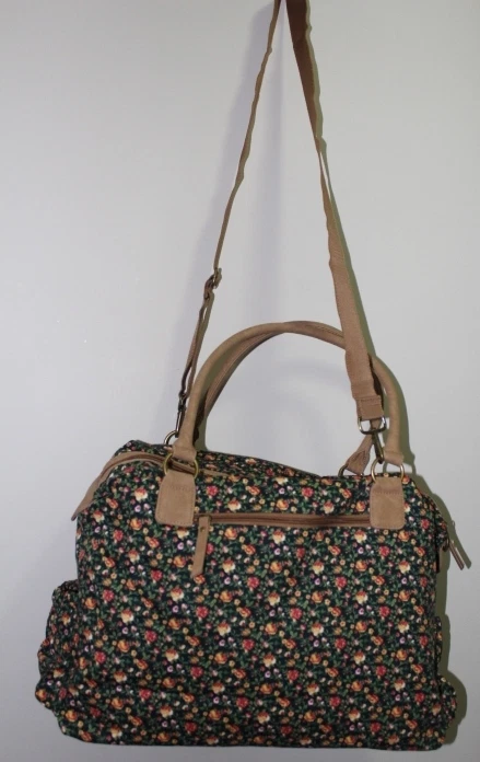 NUEVO Gigi Hill Gia Dani Annalise Beso Lona Bandolera Monedero Bolso 3 piezas Foto 4 de 4