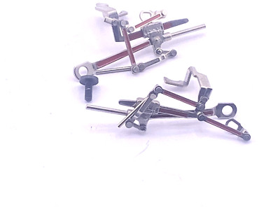 Märklin  3313     BR 75     --  GESTÄNGE links u. rechts  mit SCHRAUBE--  57/ 59