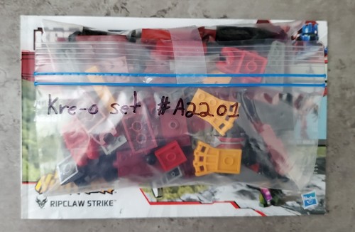 KRE-O Transformer #A2201 Beast Hunters Ripclaw Strike's Full Set/Complete - Picture 4 of 8