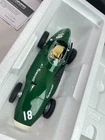 1/18 SCALE MODEL Replicarz 1957 Vanwall Special Monza Winner Sterling Moss