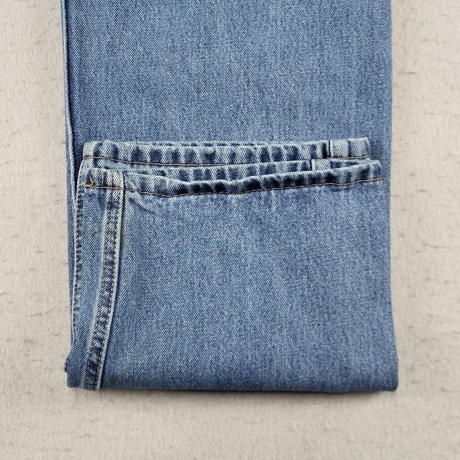 Levis 505 Jeans Mens 38x33 Blue Medium Wash Straight 100% Cotton Tag 38x34 thumbnail 19