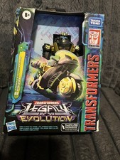 Transformers Legacy Evolution Deluxe Class Animated Universe Prowl NEW