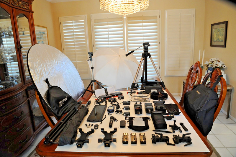 MOBLE PHOTO STUDIO, PERFECT FOR MODEL PORTFOLIOS, PETS, WILD LIFE, MORE!!