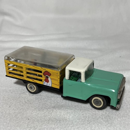 VINTAGE TRUCK MF 985 FOWLS TRANSPORTER ANIMAL FAMILY VAN FRICTION TOY CHINA 60s 