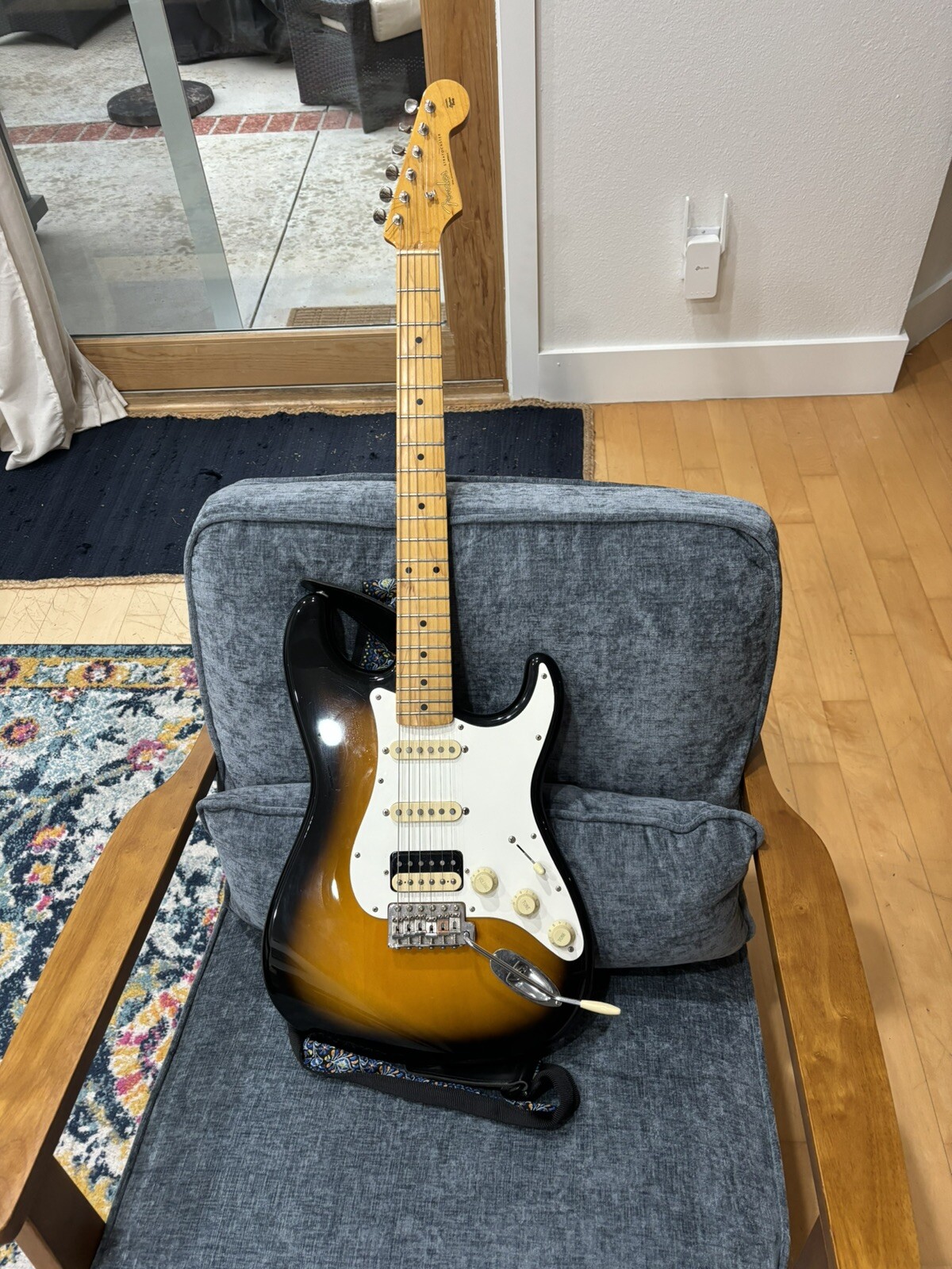 Picture 1 of 5