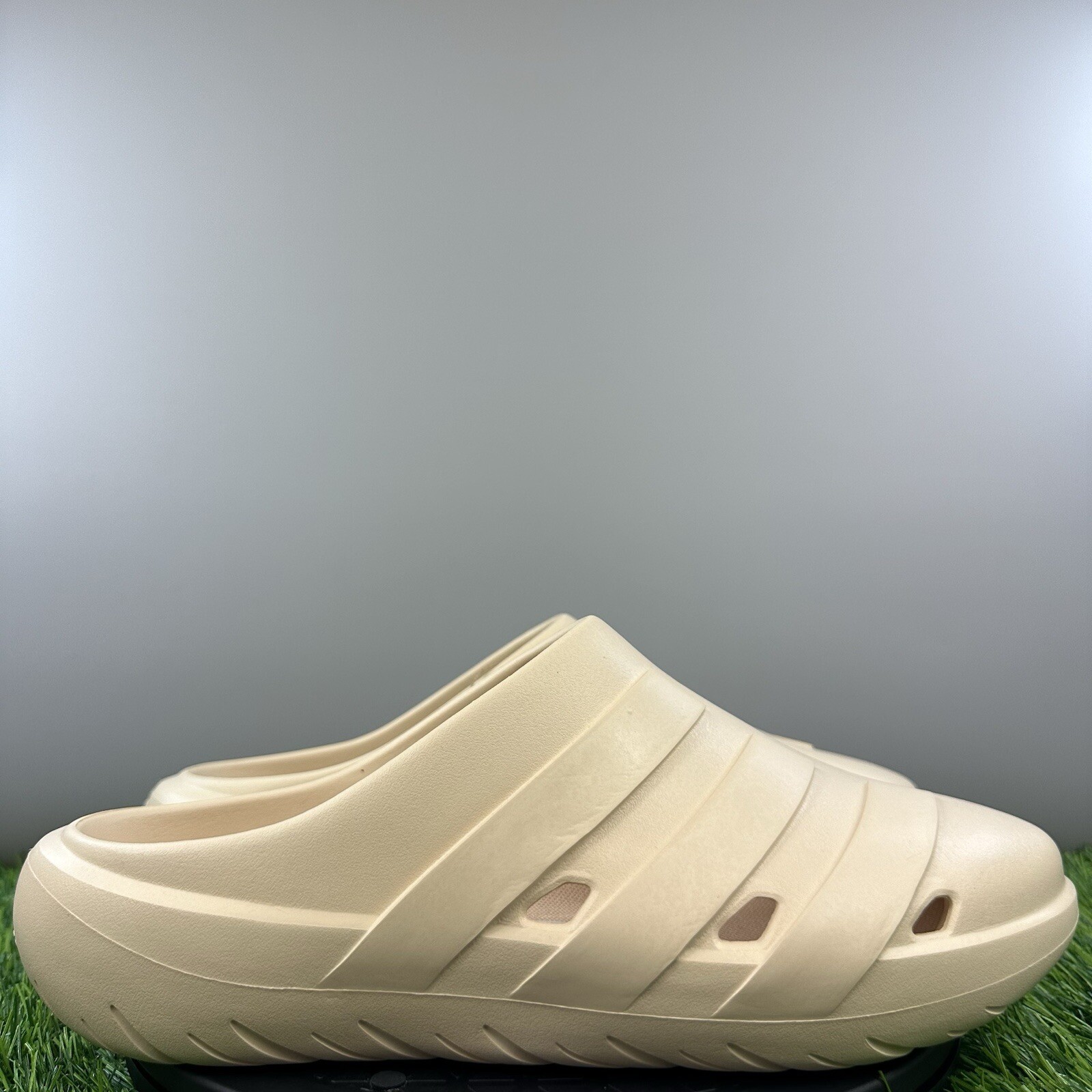 Adidas Adicane Clogs Men Size 7 Women Size 8 Sand Strata Slides HQ9916 Brand New