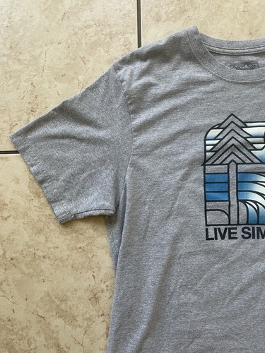 Camiseta clásica gris deportiva mediana de manga corta Patagonia Live Simply para hombre - Imagen 6 de 18