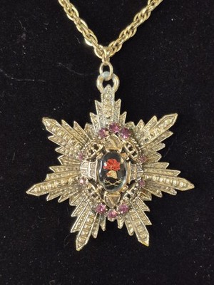 1960s Heraldic Shield & Sunburst Maltese Cross Pendant Necklace Vintage READ 