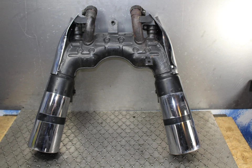 Yamaha V-Max 1200 Auspuff Endtöpfe Muffler 1UT-14711  2WE Boost VMX (85-92) - Bild 3 von 4