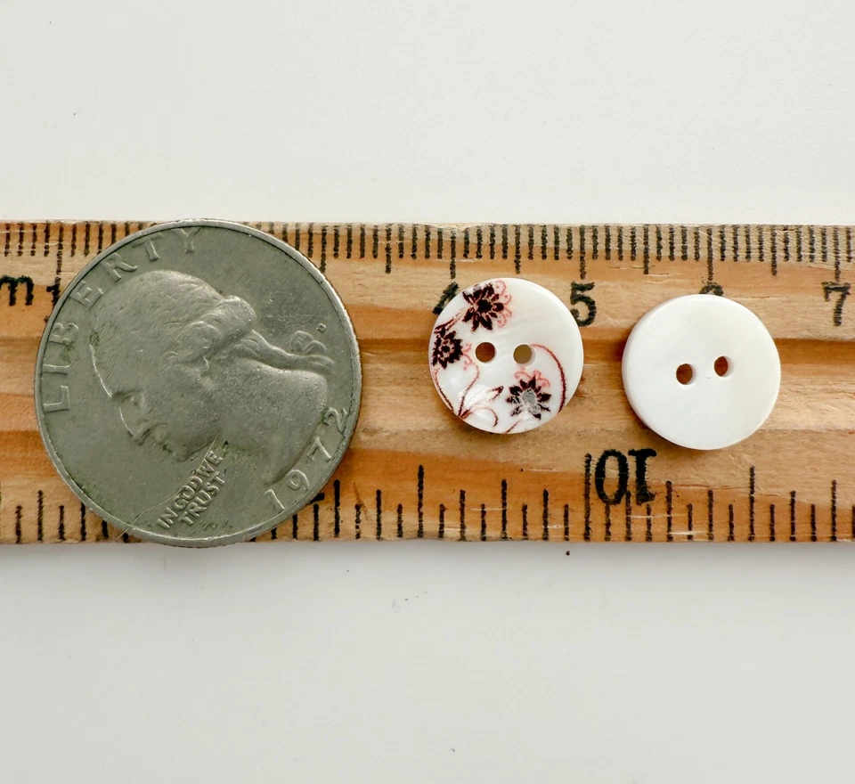 10PC White Floral Resin Shirt Button 2 Hole Flat Back Buttons 11mm - Image 2 of 3