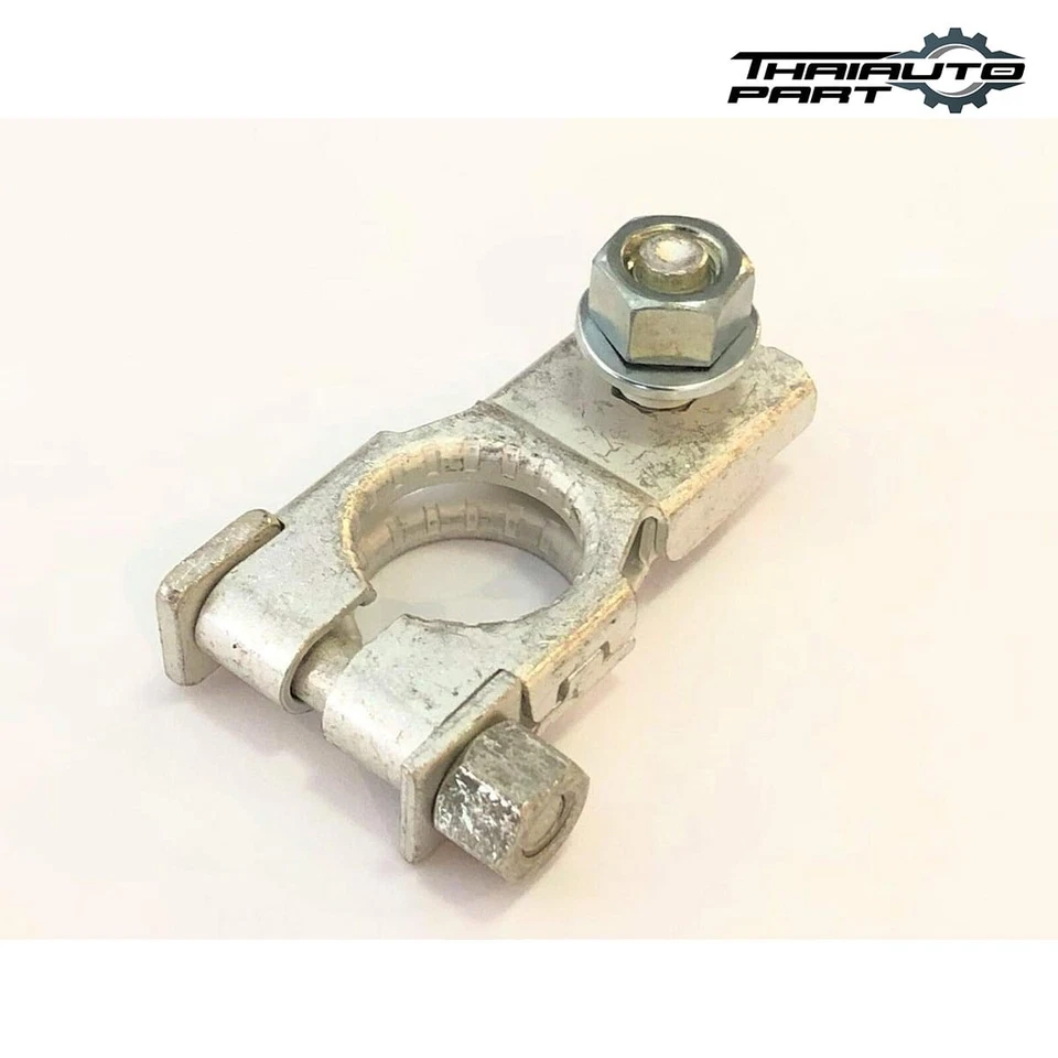 Terminal de batería positivo OEM para Toyota Hilux MK7 Fortuner GGN50 2005-2014 Foto 2 de 4