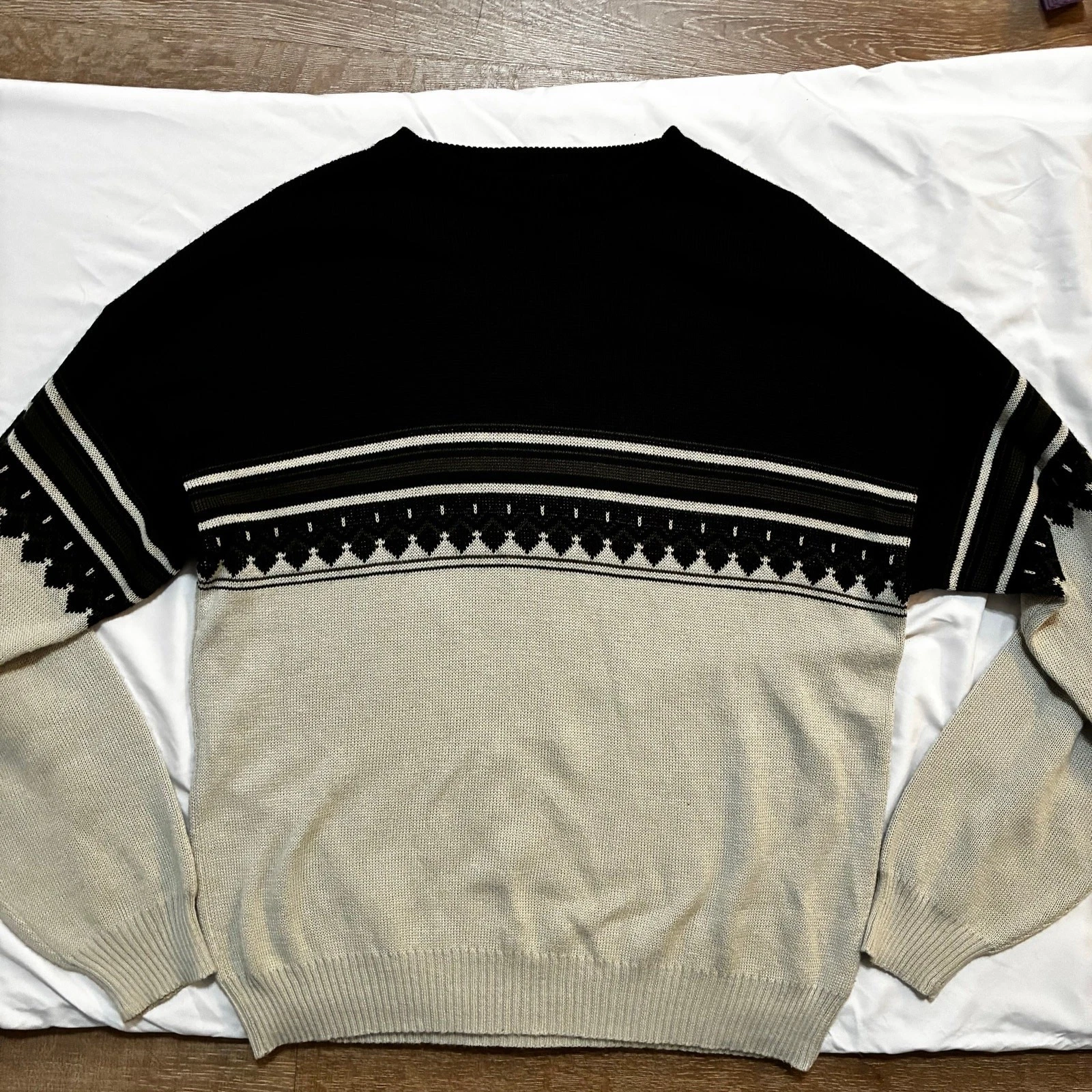 Nordic Knit Wool Blend Meister Colorblock Geometric Sweater - Mens Large / XL