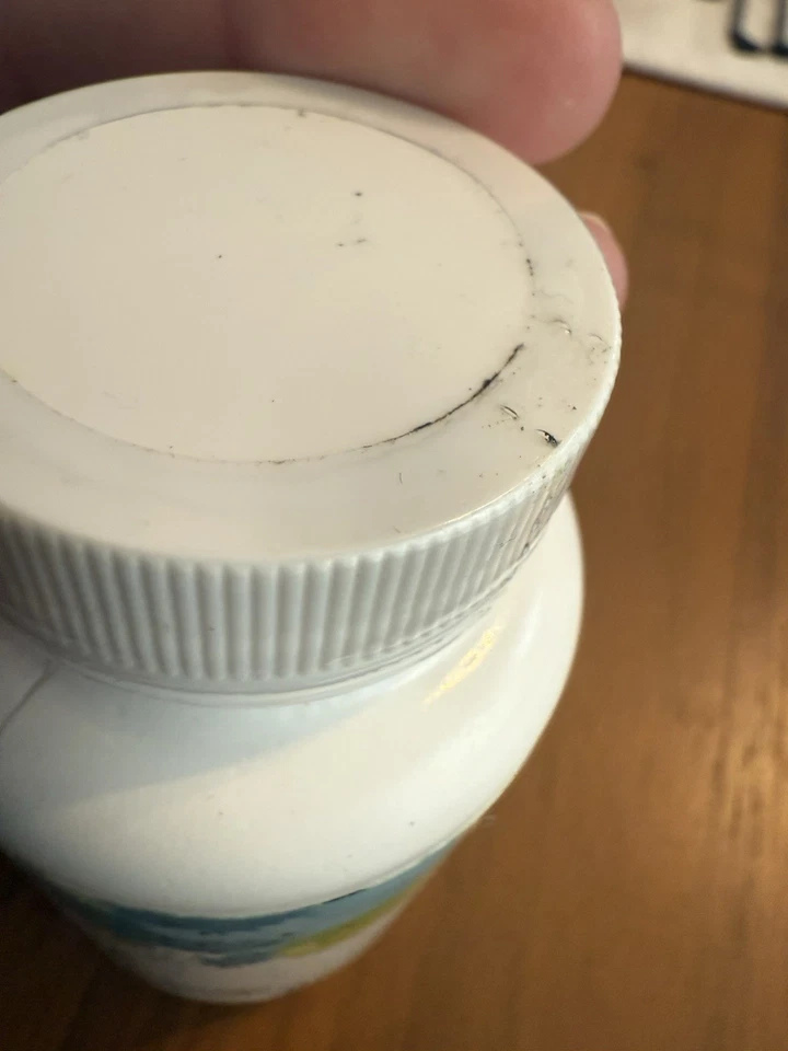 Thorne Hormone Advantage DIM con extracto de granada y brócoli 60 cápsulas 04/2026 Foto 4 de 4