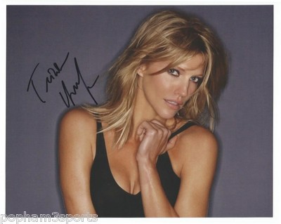 TRICIA HELFER Signed/Autographed 8x10 Photo LUCIFER, BATTLESTAR GALACTICA  w/COA