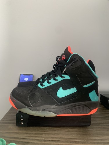 Nike Flight Lite Shoes 9.5