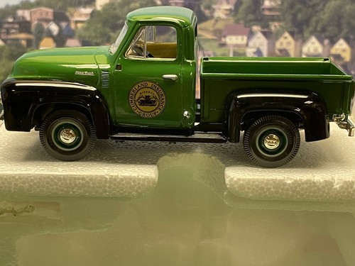 1953 Ford Pickup Truck by First Gear 1:34 scale - 第 1/8 張圖片