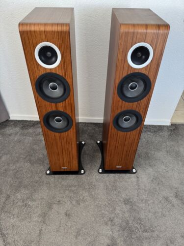 TAD Technical Audio Devices Evolution 2 High End Standlautsprecher in Walnuss
