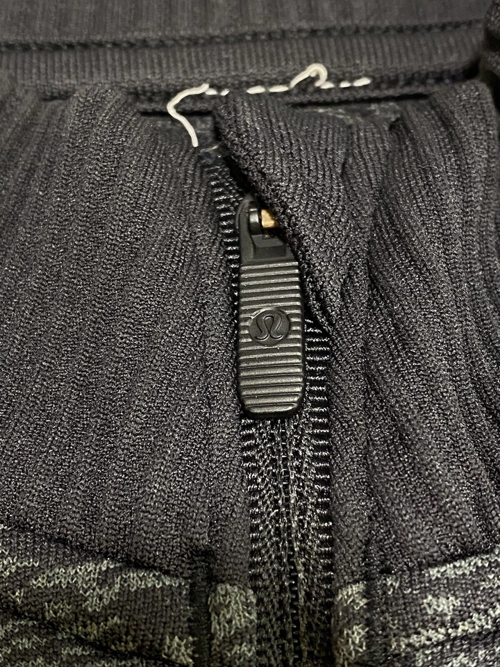 Lululemon Women’s Rest Less 1/2 Zip Long Sleeve Pullover Jacket Black Sz 12? - Image 3 of 4