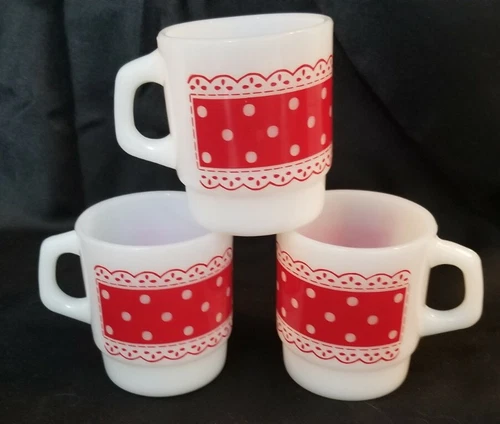 3 Pc Vtg Anchor Hocking Fire King Red Polka Dot Lace Milk Glass Stacking Mugs