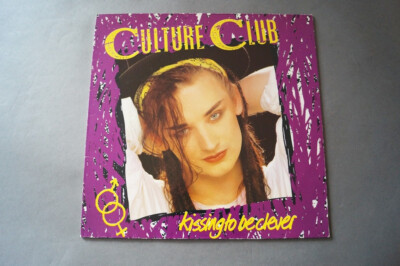 Culture Club - Kissing to be clever (Vinyl LP) (V-2962)