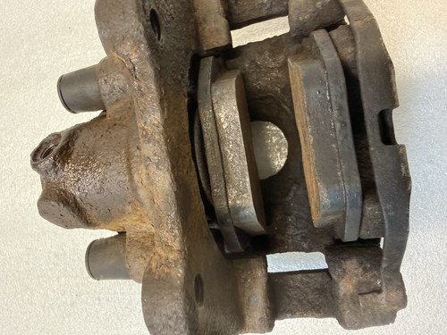 Bremssattel Rechts 34216750162 BMW X3 xDrive20d Aut. E83 Bj 2010 Geschlossen