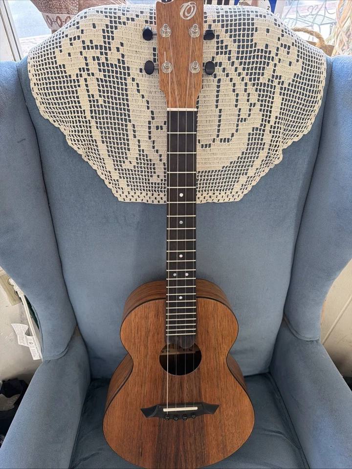 OHANA CUSTOM - DBK-0 DBK-1 Hawaiian Koa Wood Concert Ukulele - Image 2 of 4