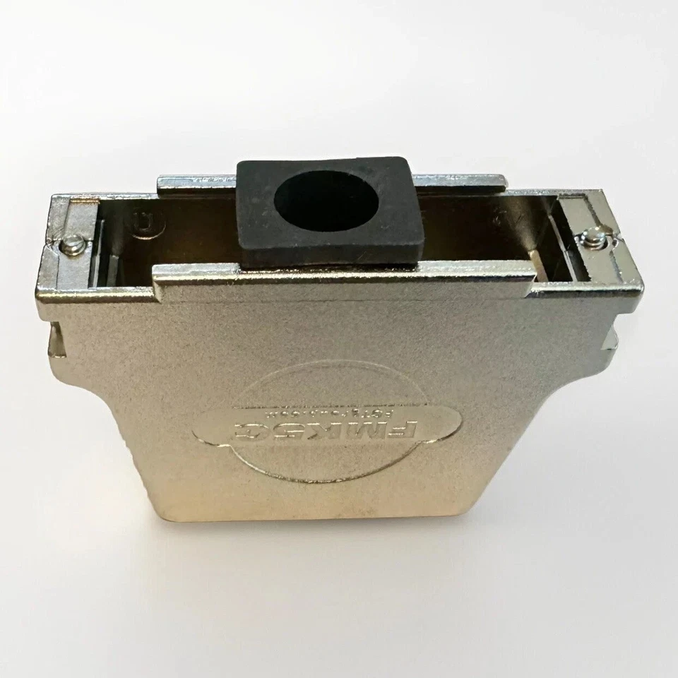 Molex FCT 152-FMK5G-K201 D-sub Connector Die Cast Zinc Backshell 15 Way Strain - Image 3 of 4