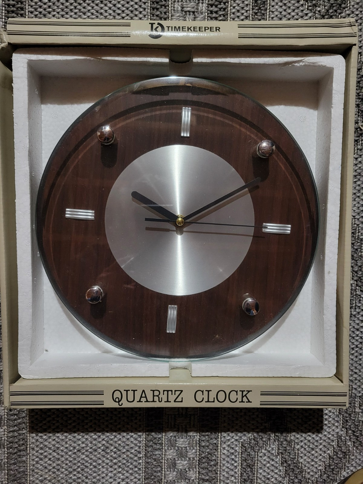 Timekeeper 6014 10.5" Round Dark Wood Silver Dial Wall Clock, New!