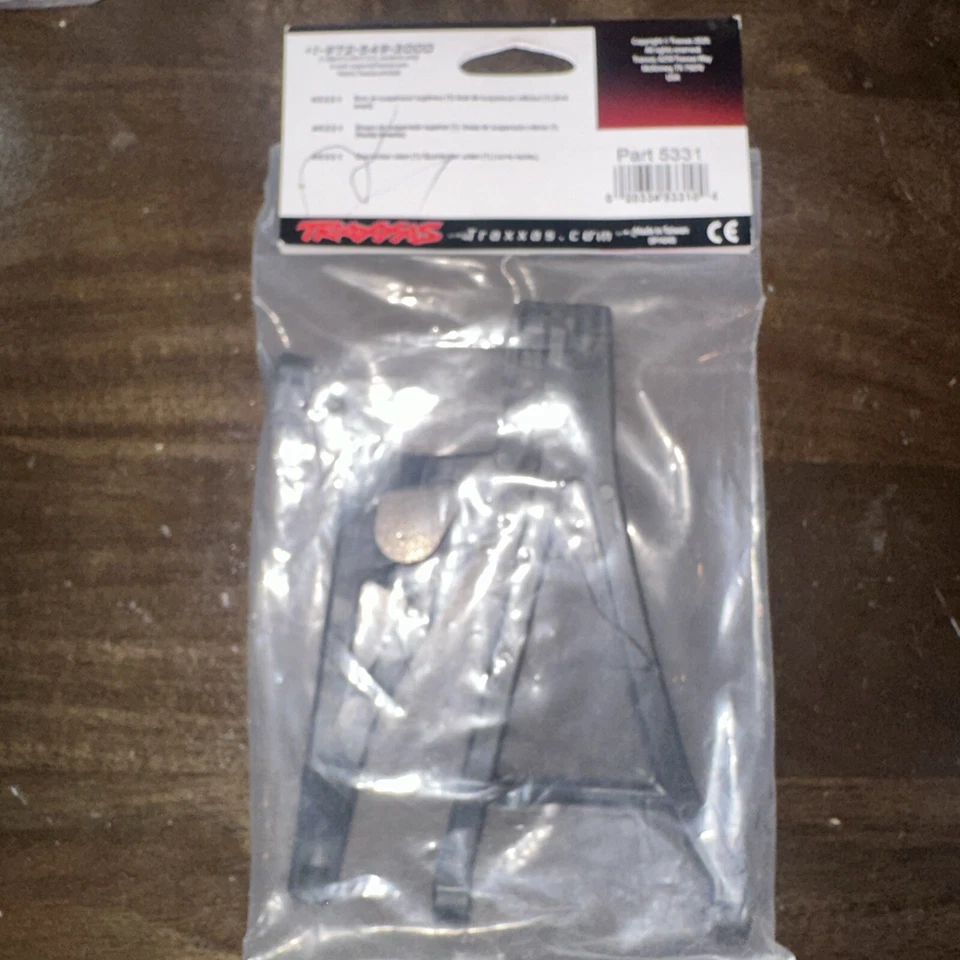 Traxxas 5331 - рычаги подвески верхний и нижний - (правый передний) - новый - запечатанный - Изображение 4 из 4