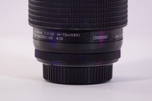 ProMaster 70-300mm F/4-5.6 LD AF for Pentax KR AR macro camera lens *untested* - Picture 4 of 10