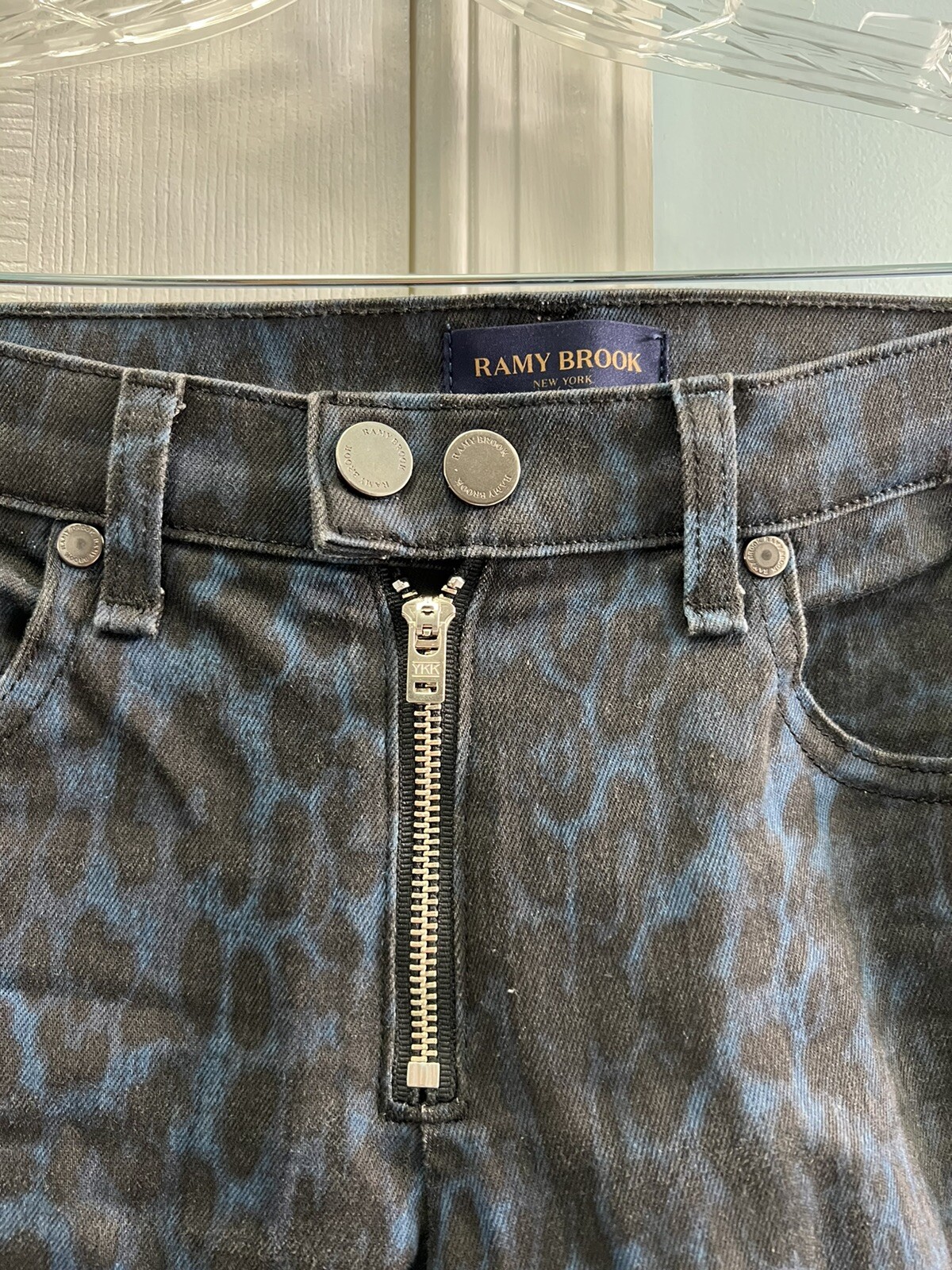 Ramy Brook Women Blue Jeans With Leopard Print Si… - image 4