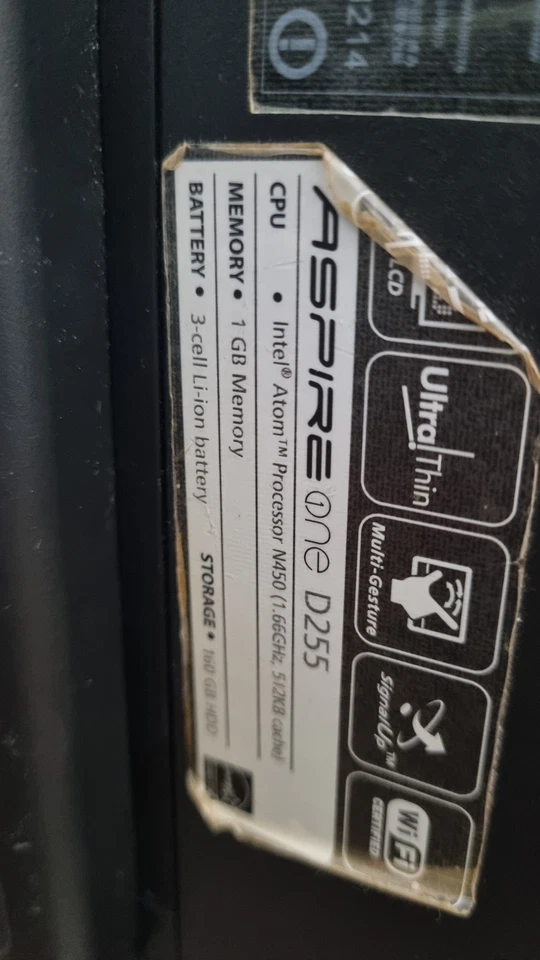 Acer Aspire One D250. - Immagine 2 di 4