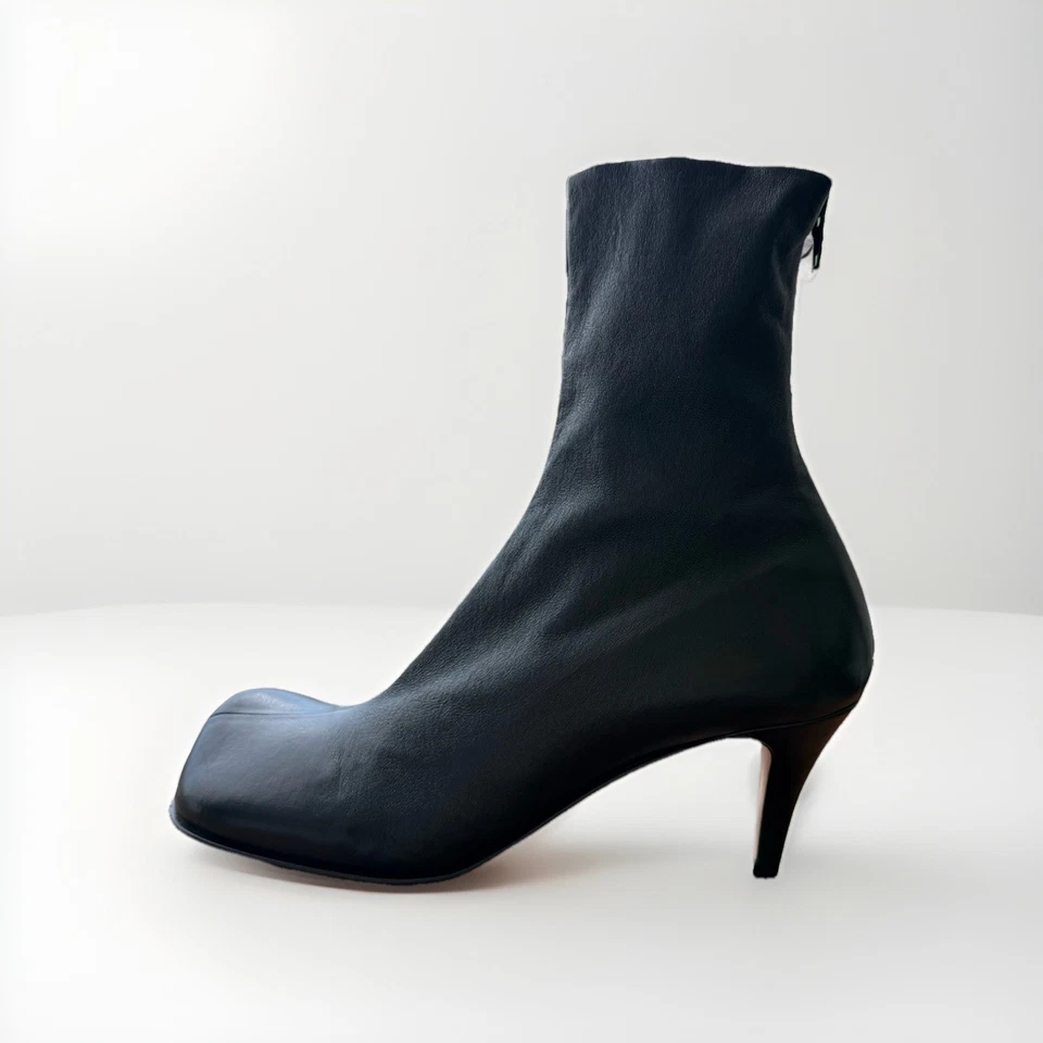 Bottega Veneta Bloc Ankle Boots | Black | Stretch Leather | Size 39 - Image 3 of 4