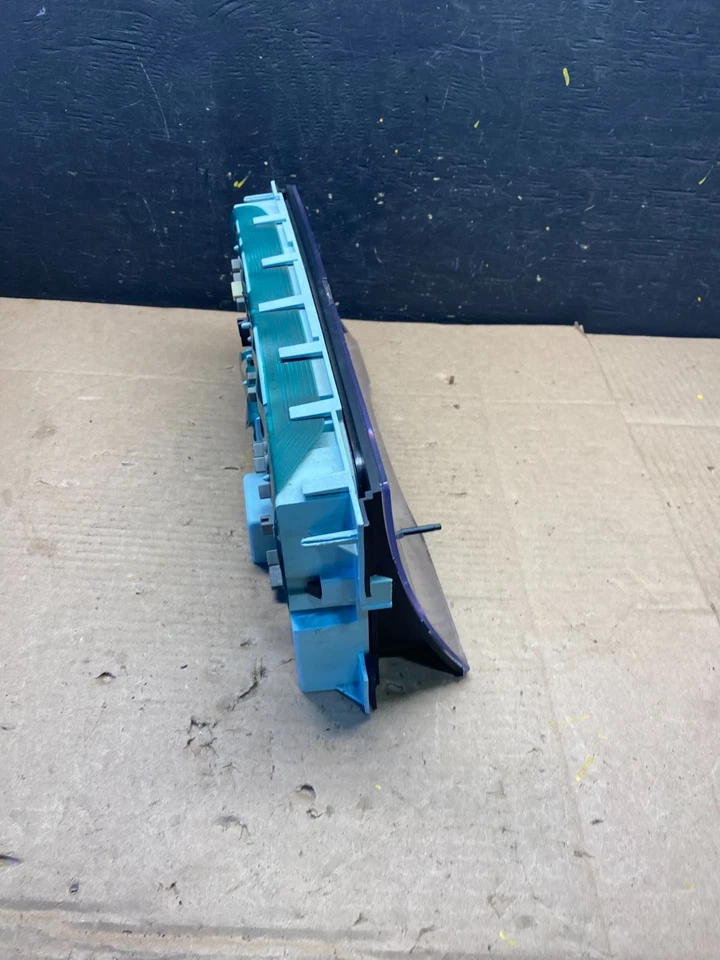 Chevrolet Tahoe Escalade 1995 a 1998 velocímetro calibre Q2253 DG Foto 2 de 4