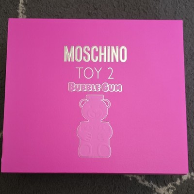 Moschino Toy 2 Bubble Gum Gift Set Eau de Toilette Spray 50 ml Bath Gel Lotion