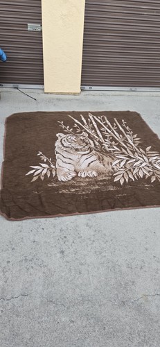 Vintage San Marcos Tiger brown Reversible Blanket 57”X85” Made In Mexico - Picture 4 of 10