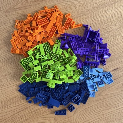 LEGO Konvolut ca. 230 g Spezialfarben-Mix   Steine aus City, Star Wars u.a.