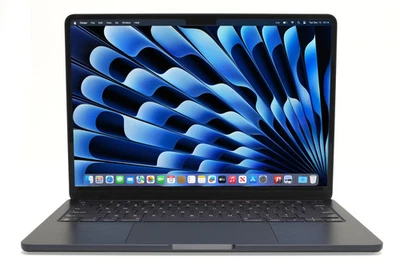 Apple MacBook Air 13" M3 · 16GB · 512GB
