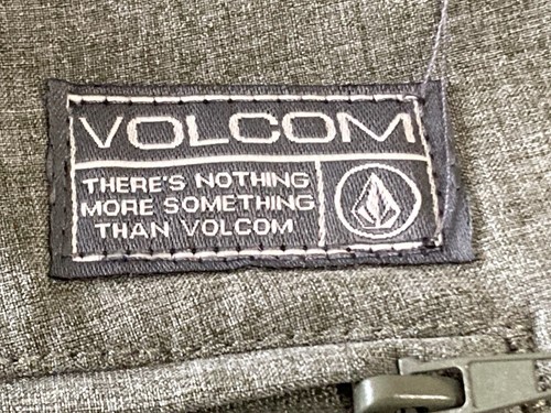 VOLCOM Surf And Turf Light Olive Green Hybrid Men's 31 Shorts w/Zip Back Pocket - Imagen 9 de 11