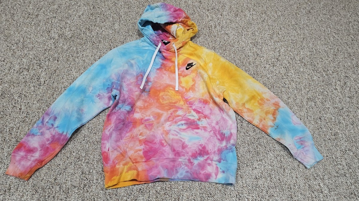 nike sweatshirt tie dye
