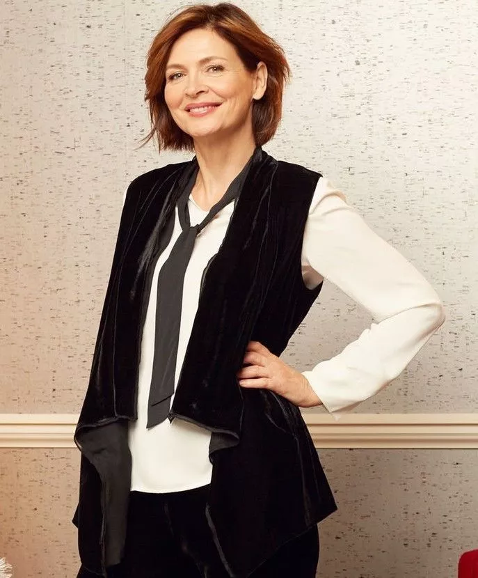 Black and white top skirt and vest set