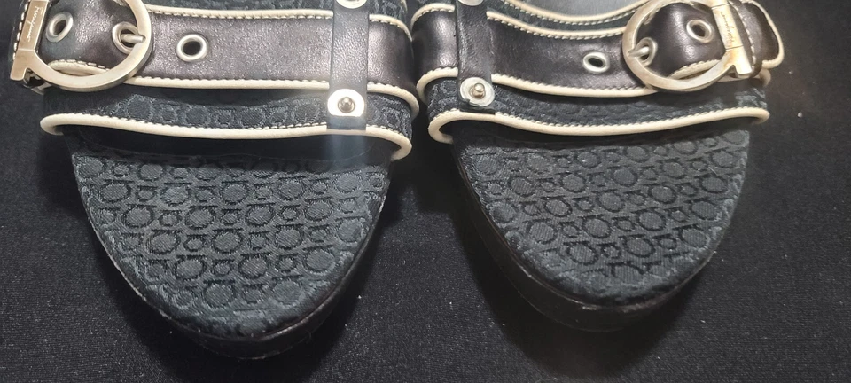 💙Mejor Precio💙 Ferragamo Gancio Mules Slides Mid Wedge Cuero Negro Mujer 40💙 Foto 4 de 4