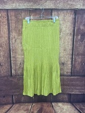 Ladies Green pleated Skirt Xl