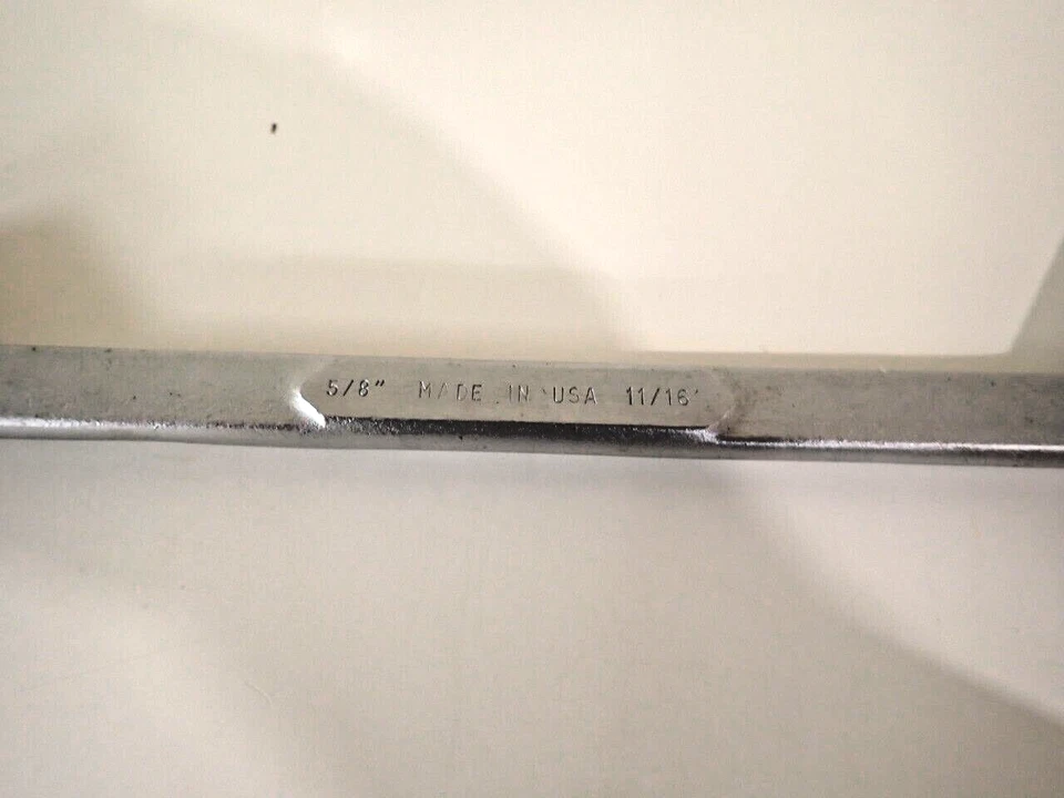 Vintage Blackhawk 12 Point  11/16" x 5/8" Saltus Flex Socket ZW-1157 made in USA - Image 3 of 3